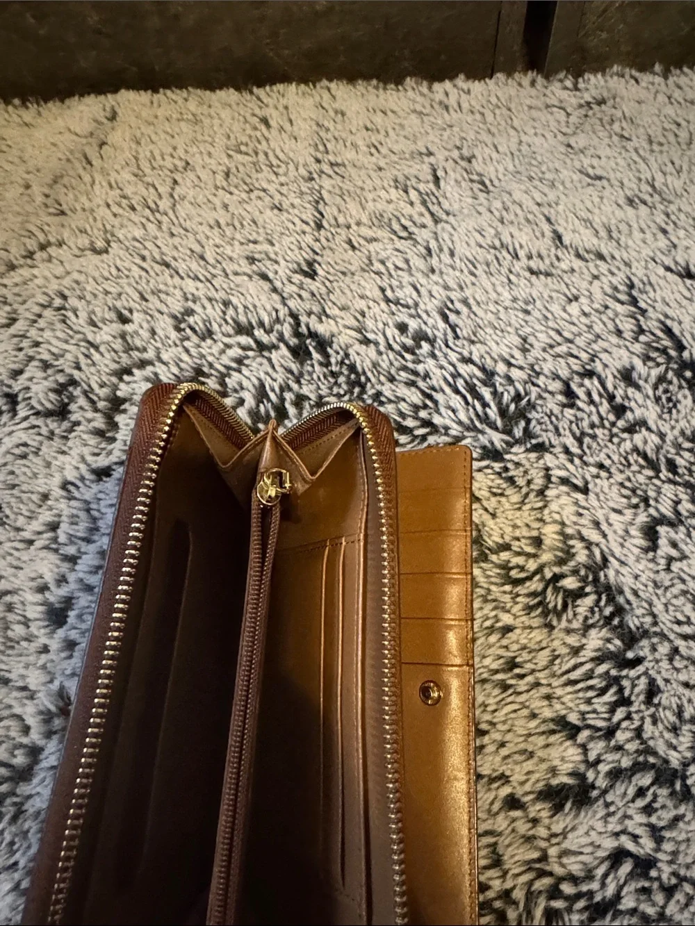 Daks Plaid Zip-Around Wallet in Beige and Brown Beautiful Condition